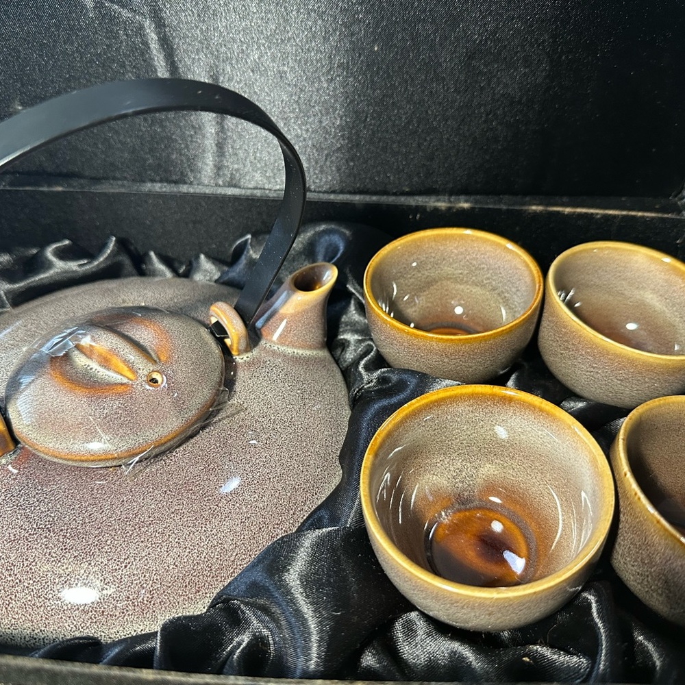 Elegant Brown Ceramic Tea Set